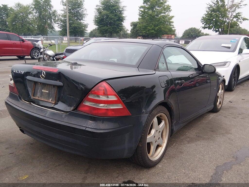 WDBKK65F32F247143 2002 MERCEDES-BENZ SLK 320 photo no. 4