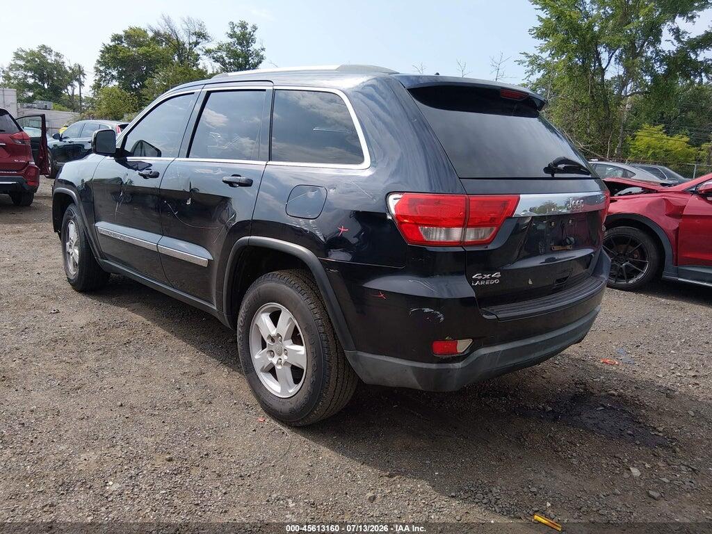 1J4RR4GG5BC523758 2011 JEEP GRAND CHEROKEE photo no. 3