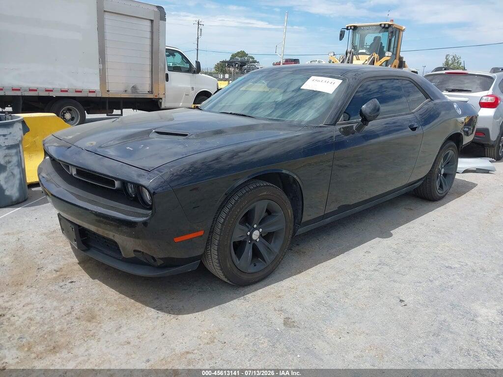 2C3CDZAG1GH184358 2016 DODGE CHALLENGER photo no. 2