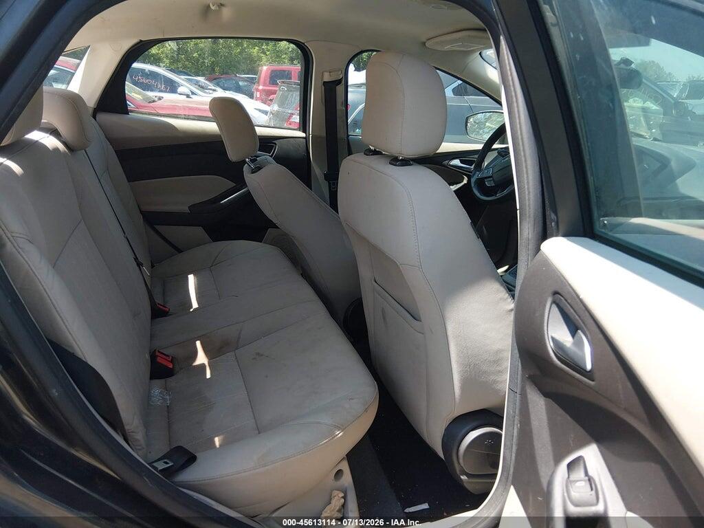 1FADP3F22GL368573 2016 FORD FOCUS photo no. 8