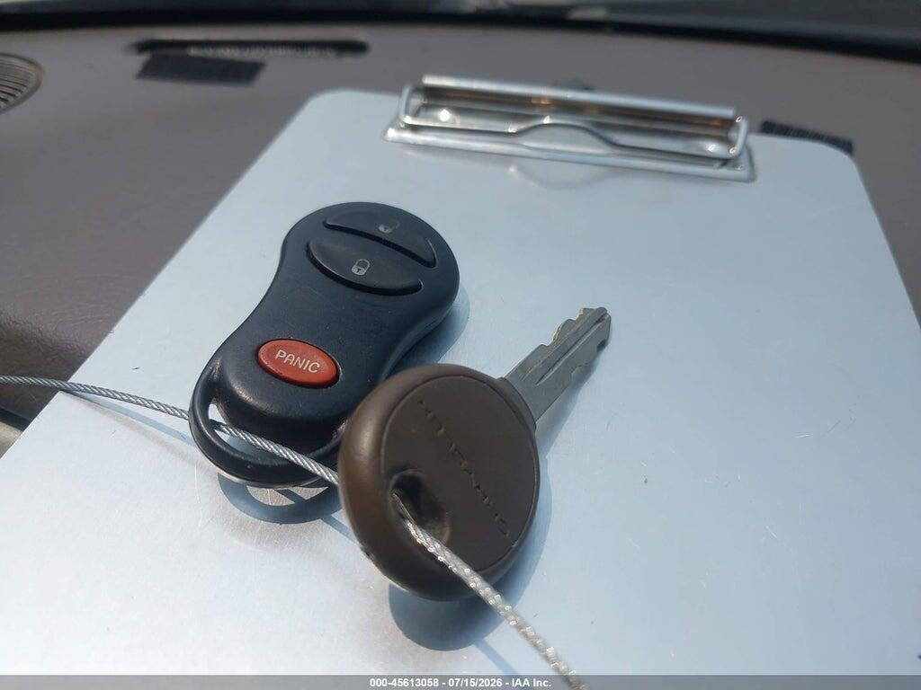 3C8FY68B32T302379 2002 CHRYSLER PT CRUISER photo no. 11